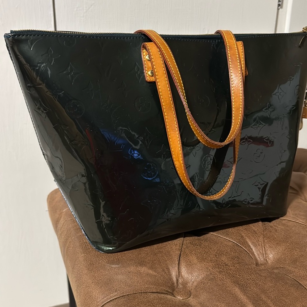 LOUIS VUITTON VERNIS BELLEVEU DARK GREEN BAG - Picture 14 of 14
